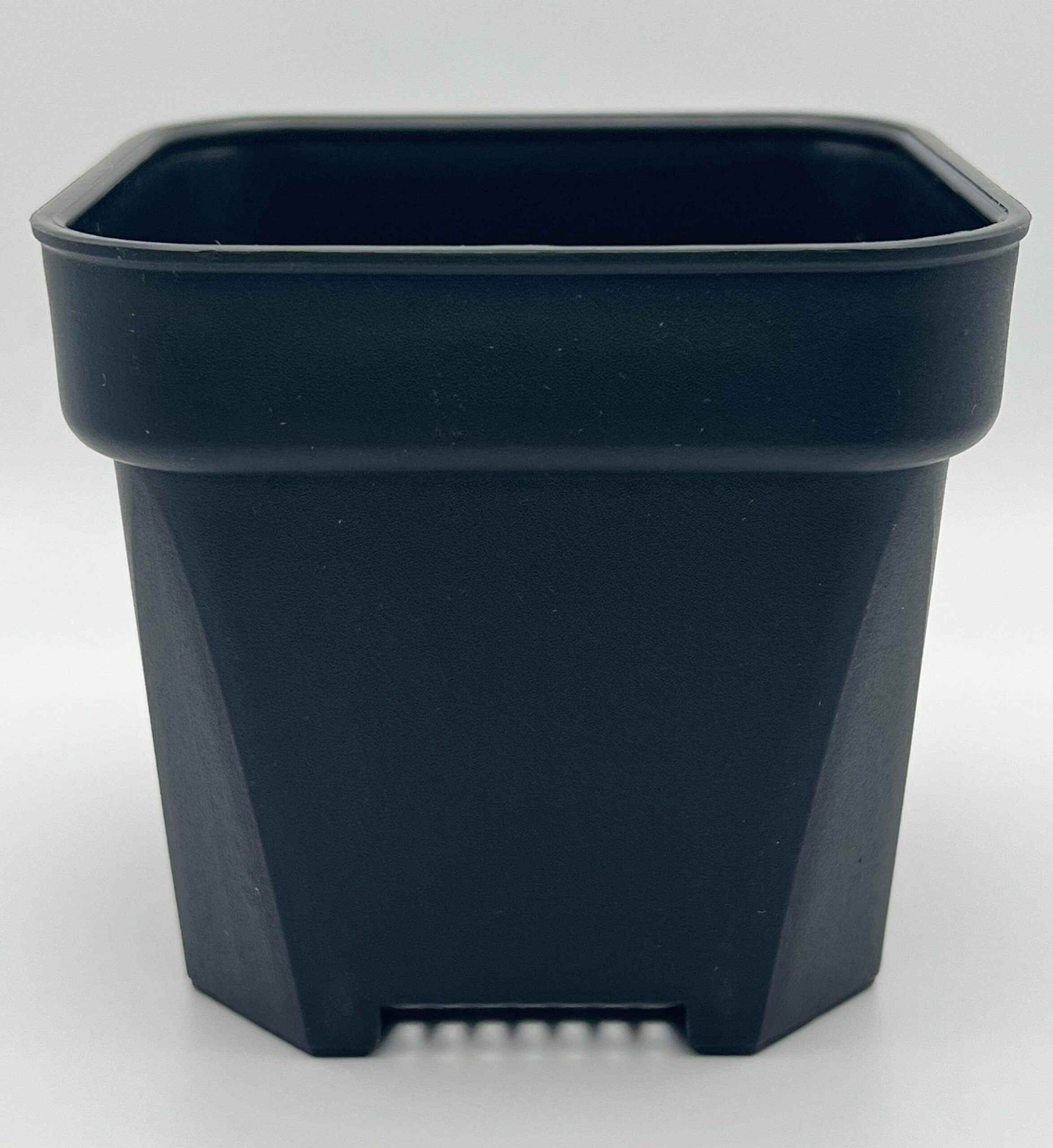 Black Plastic Chamfered Edge Square Pot - 9.2cm (Size DP03)