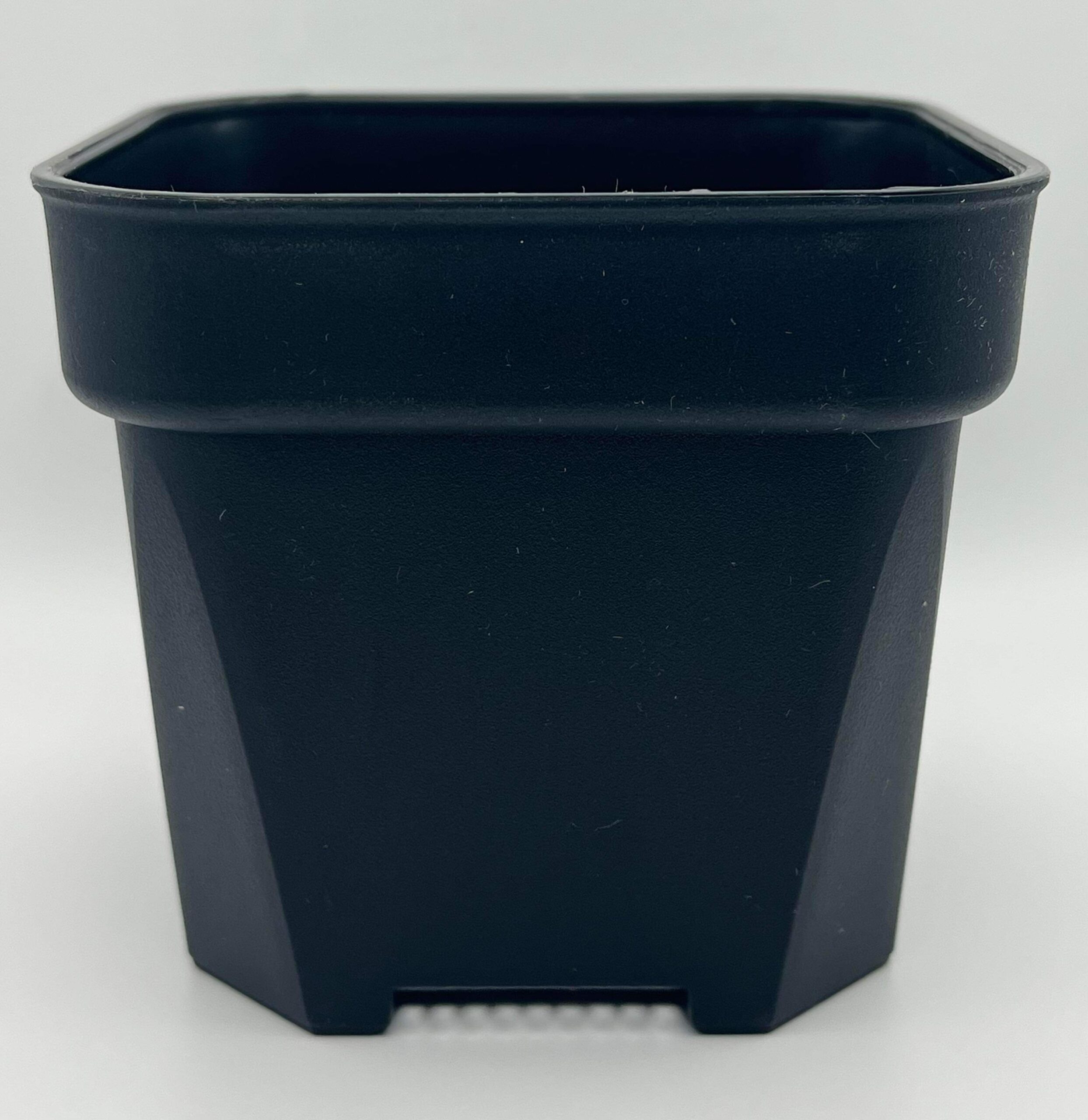 Black Plastic Chamfered Edge Square Pot - 10.5cm (Size DP04)